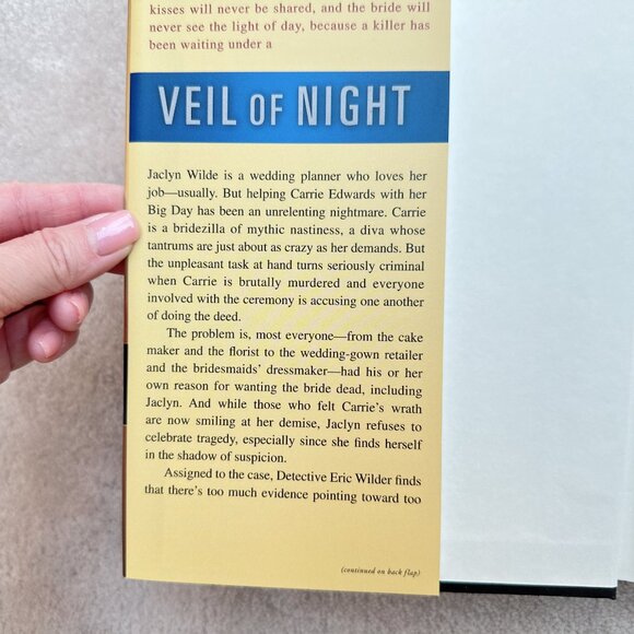Veil of Night by Linda Howard | Hardcover Book - Picture 2 of 3